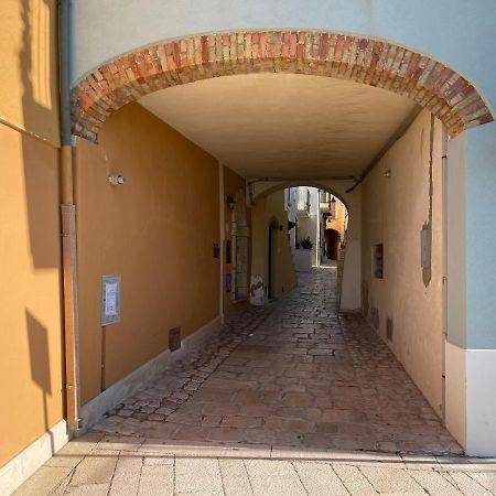 I Tre Marchi Rooms / Camera Mare 泰尔莫利 外观 照片