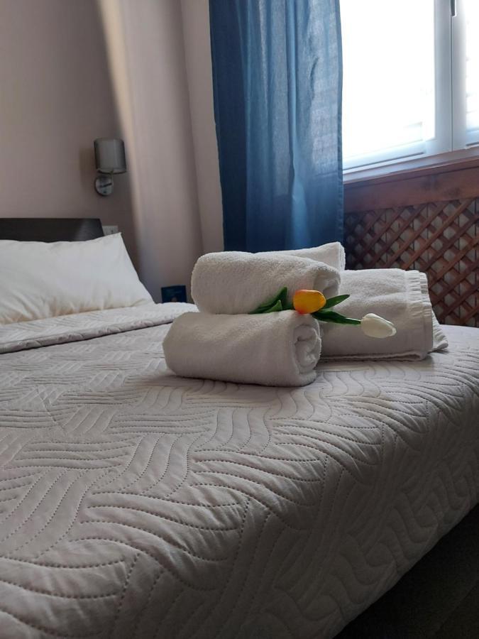 I Tre Marchi Rooms / Camera Mare 泰尔莫利 外观 照片