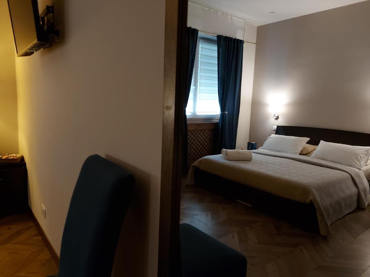I Tre Marchi Rooms / Camera Mare 泰尔莫利 外观 照片