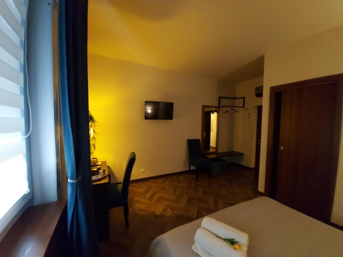 I Tre Marchi Rooms / Camera Mare 泰尔莫利 外观 照片